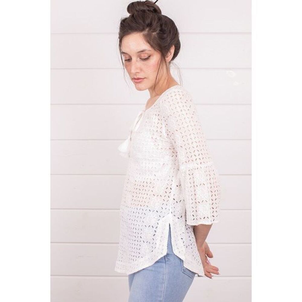 Johnny Was White Eyelet Blouse with Bell Sleeves Size XS